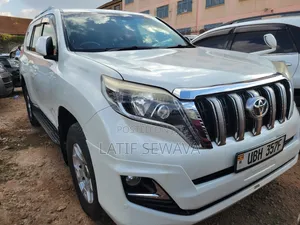 Toyota Land Cruiser Prado 2.8 D-4D 2015 White