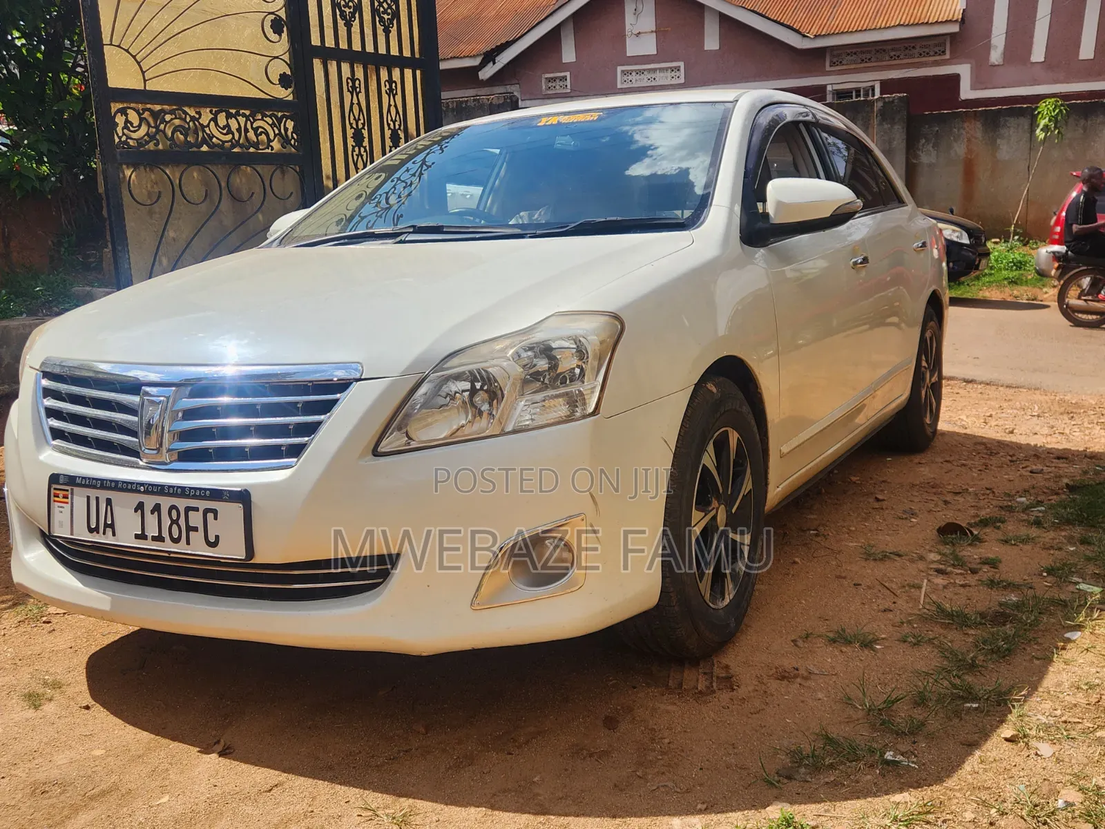 Toyota Premio 2014