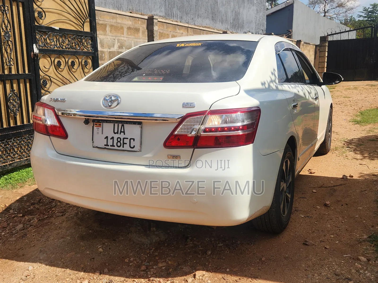 Toyota Premio 2014