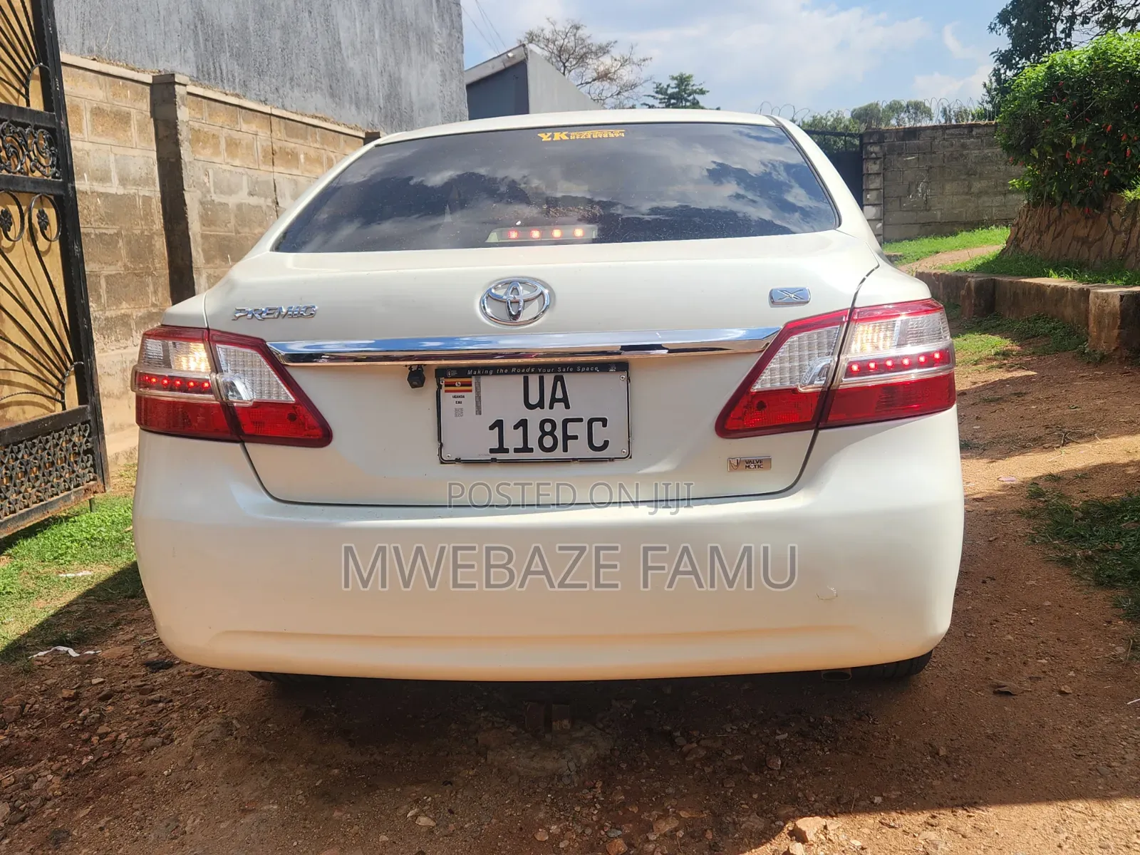 Toyota Premio 2014