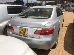 Toyota Premio 2010 Silver