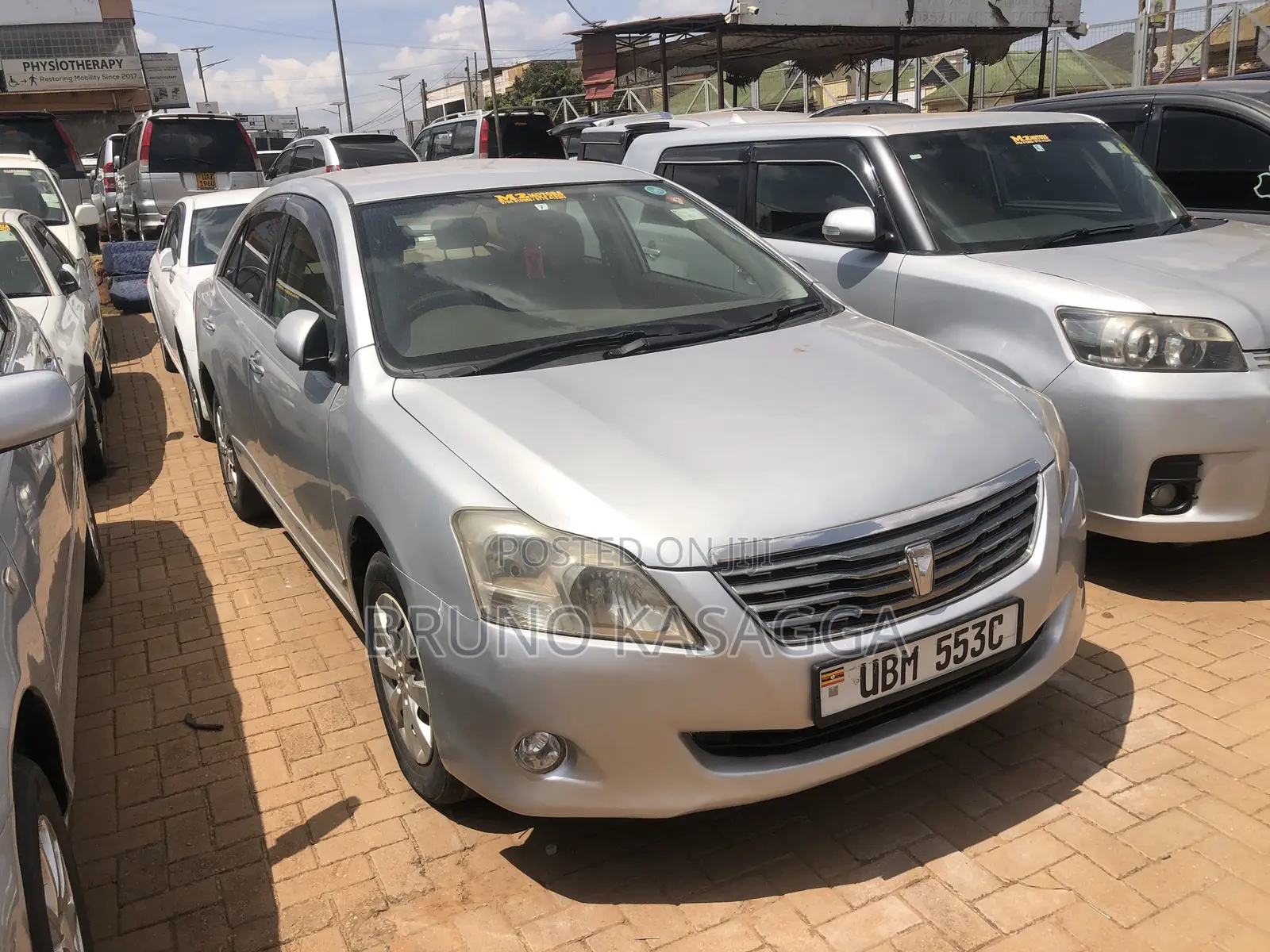 Toyota Premio 2010 Silver