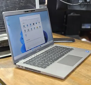 Laptop Dell Latitude 7400 8GB Intel Core i5 SSD 256GB