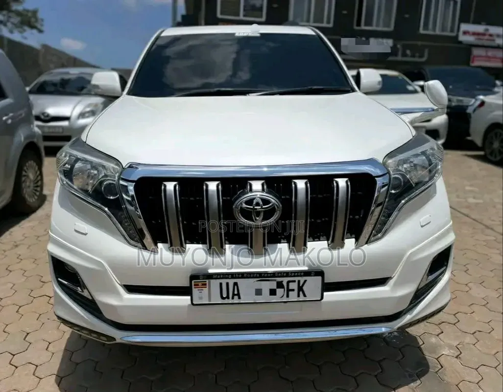 Toyota Land Cruiser Prado 2013 White
