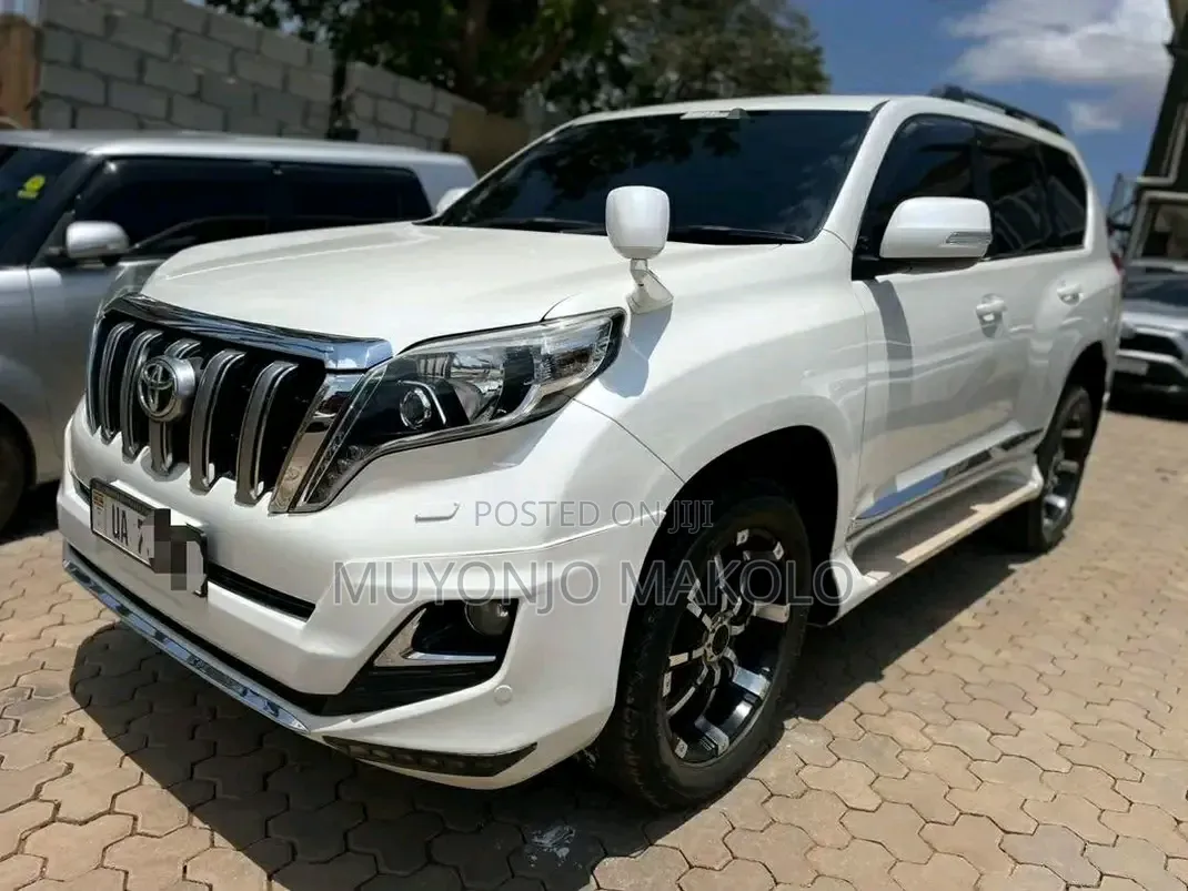 Toyota Land Cruiser Prado 2013 White