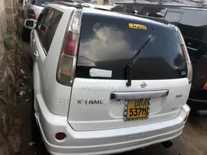 Nissan X-Trail 2002 White