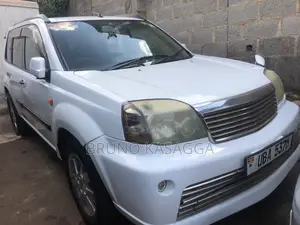 Nissan X-Trail 2002 White