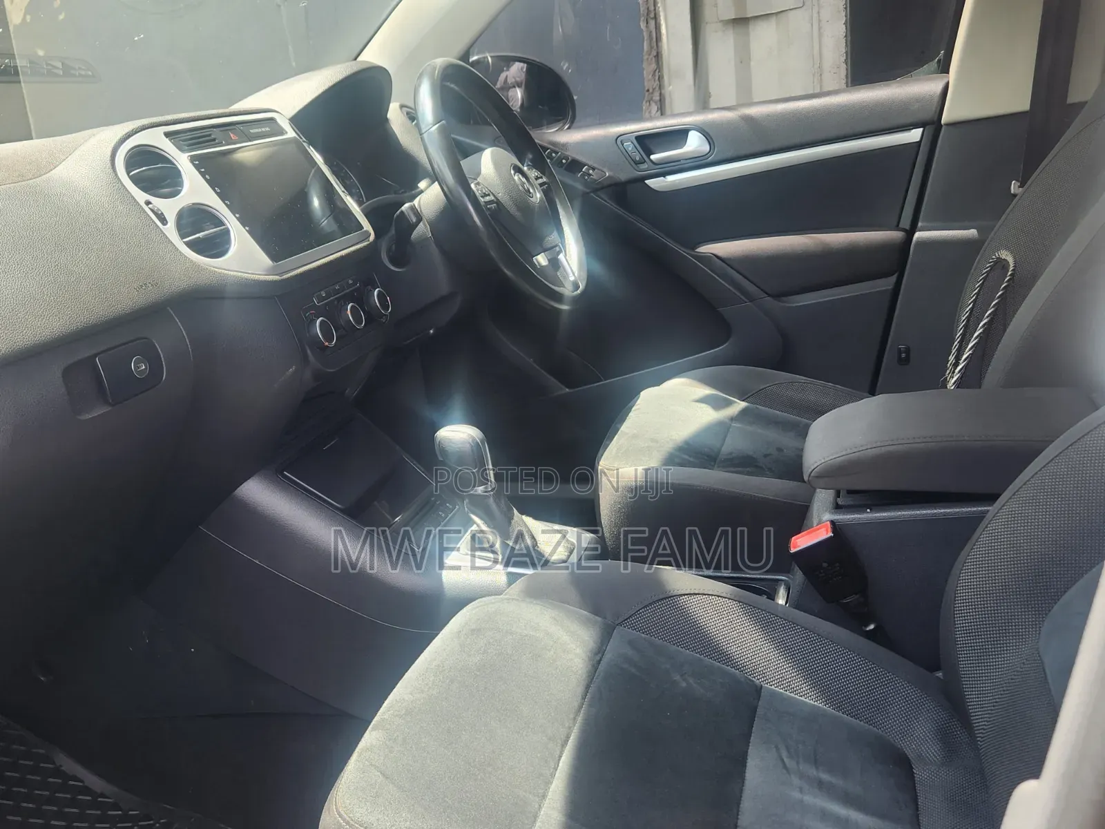 Volkswagen Tiguan 2012 Gray