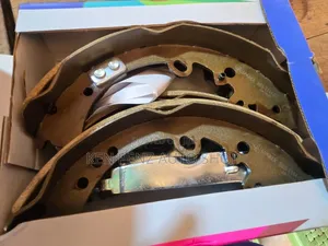 Hilux Revo Rear Brake Shoes