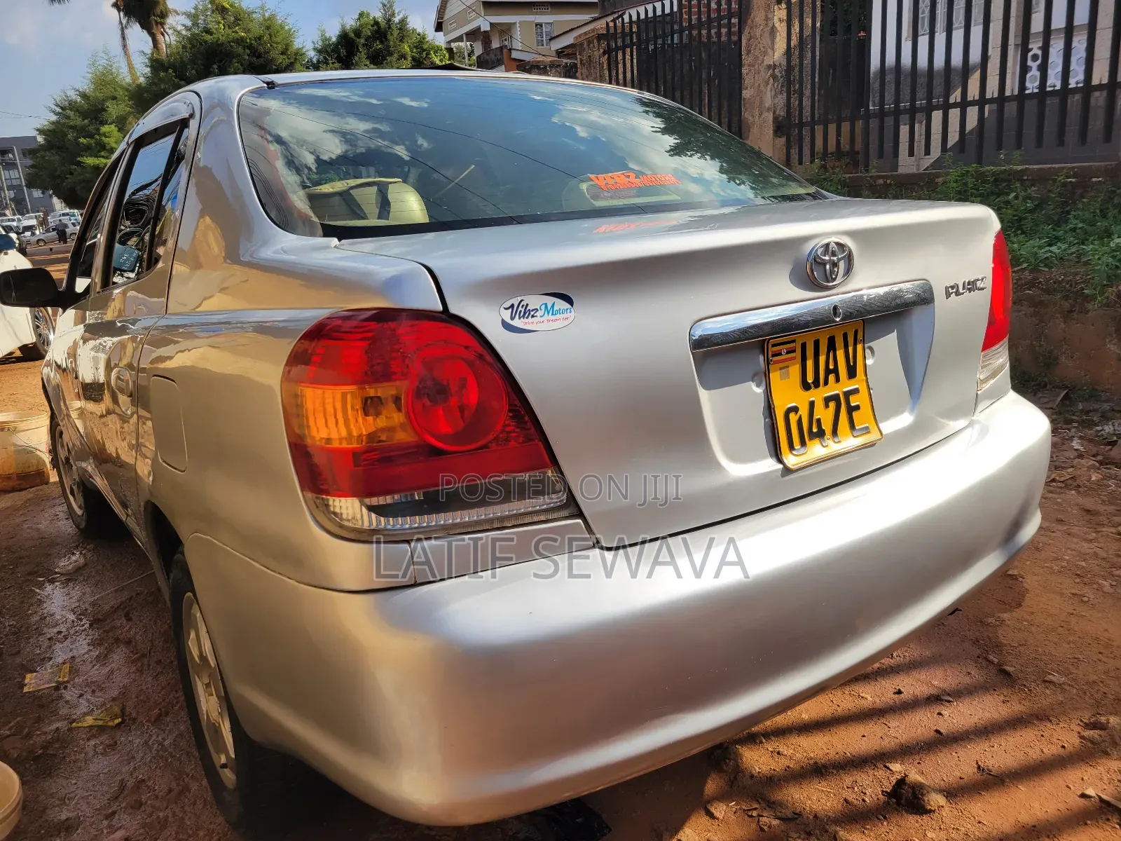 Toyota Platz 1.5 FWD 2003 Silver