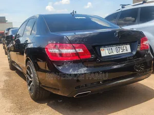 Mercedes-Benz E250 2011 Black