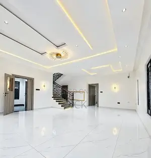 5bdrm Duplex in Kyanja, Nakawa for rent