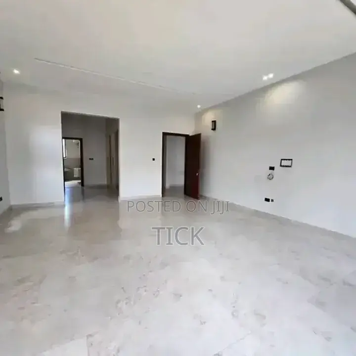 6bdrm Duplex in Kyanja, Nakawa for rent
