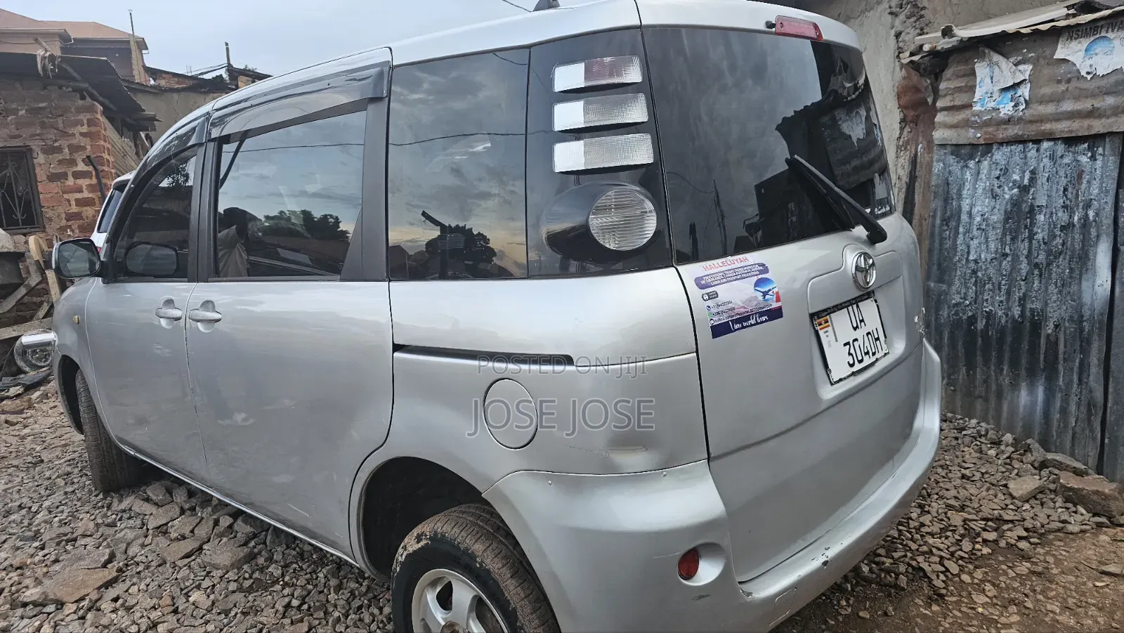 Toyota Sienta 2007 Silver