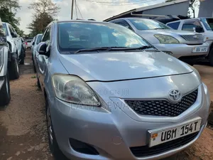 Toyota Belta 2006 Silver