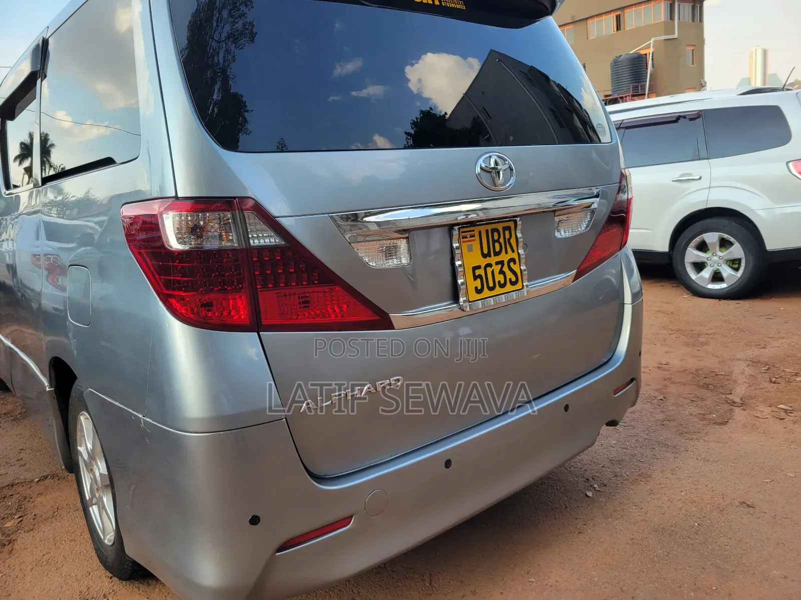 Toyota Alphard 2.4 Hybrid AWD 2013 Gray