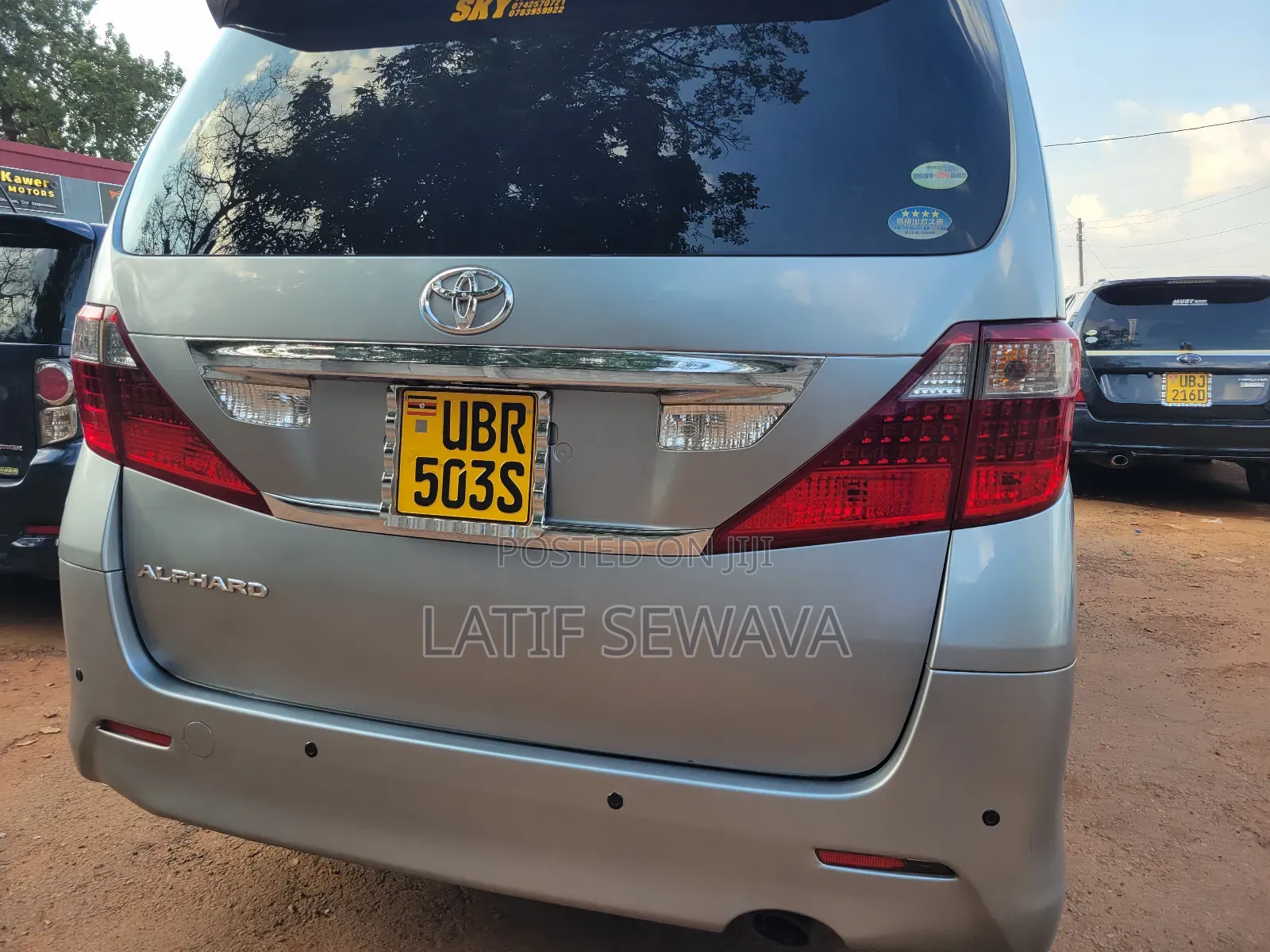 Toyota Alphard 2.4 Hybrid AWD 2013 Gray
