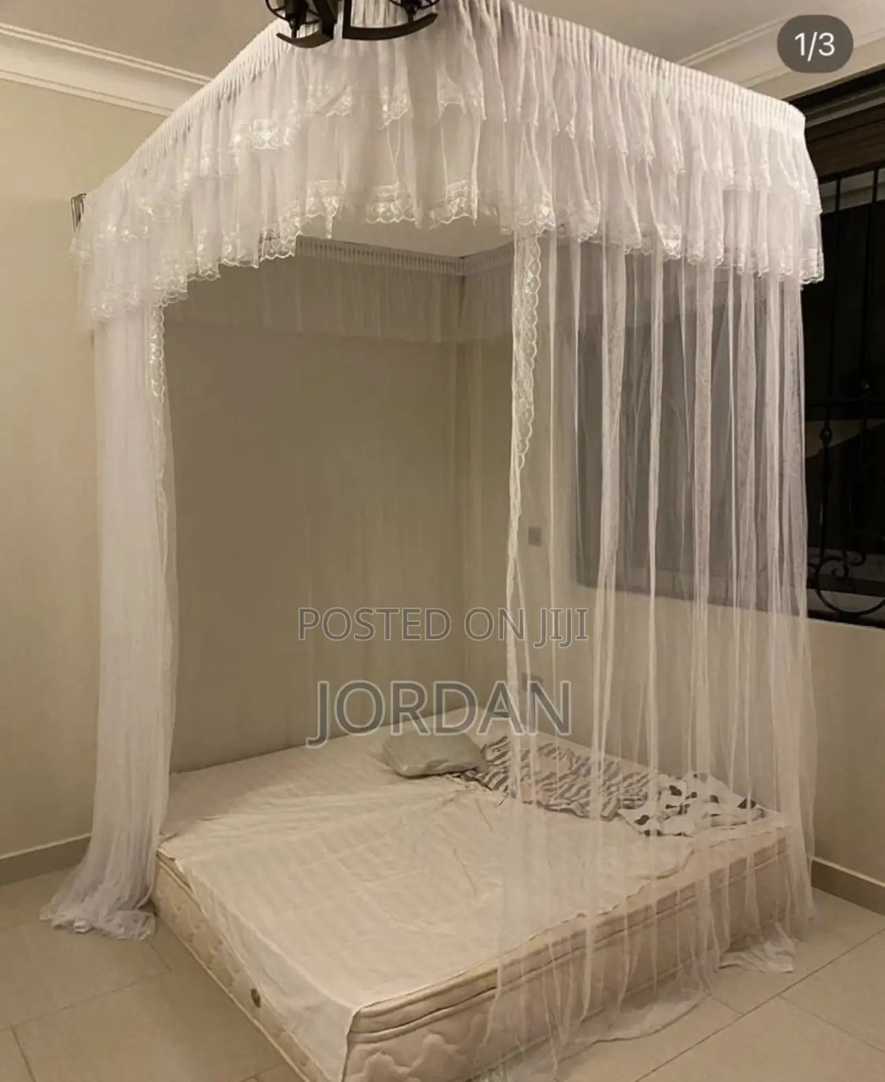 Luxury Wall Mounted Nets
