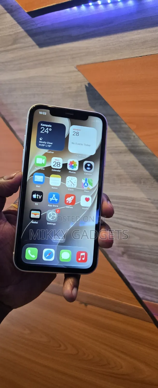 Apple iPhone 11 64 GB White
