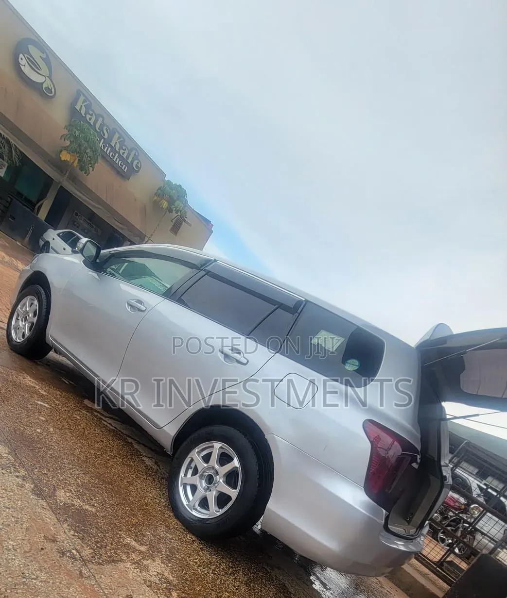 Toyota Corolla Fielder 1.5 Petrol AWD 2008 Silver