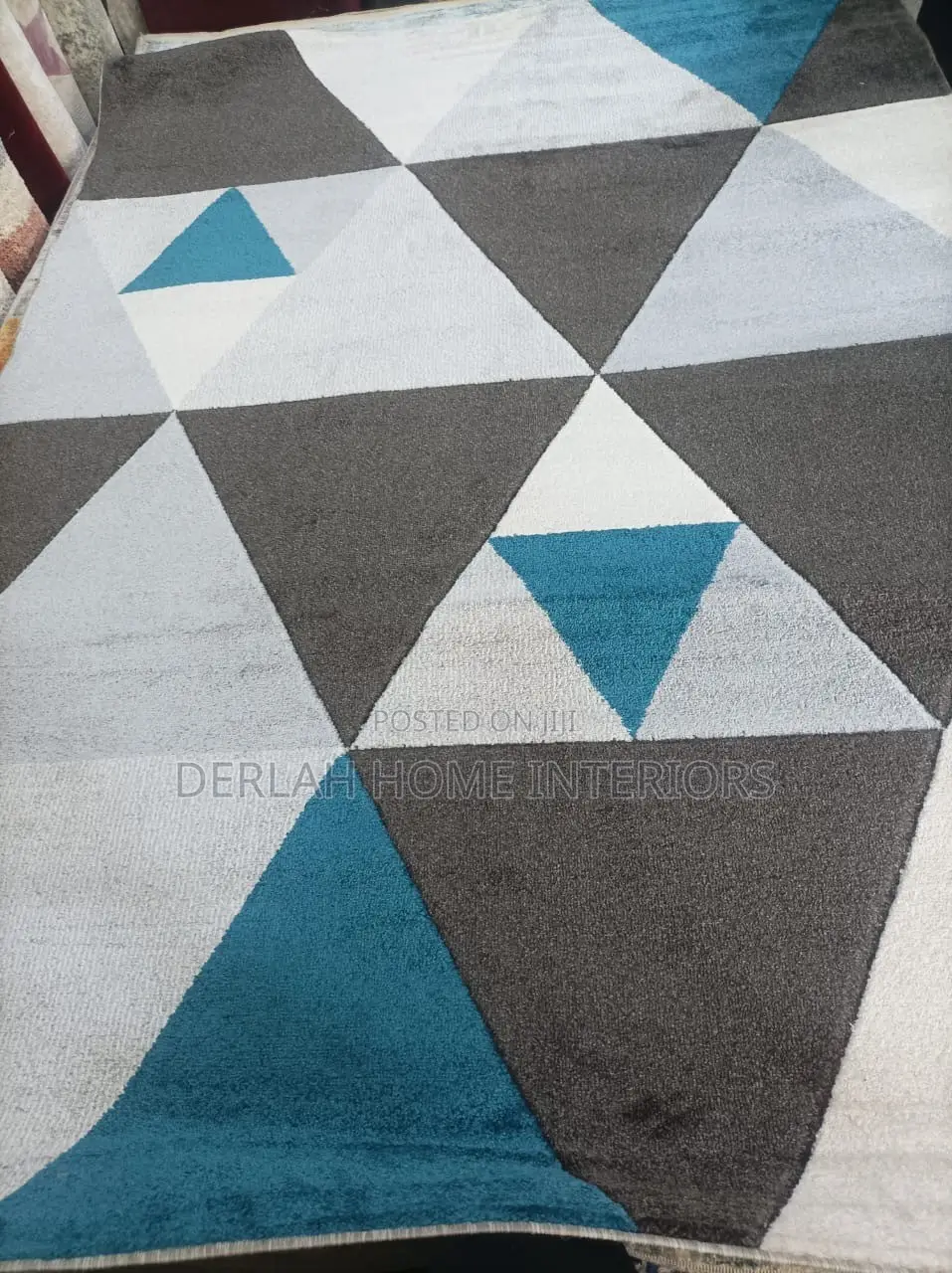 High Quality Carpet Medium Size With Blue Prints