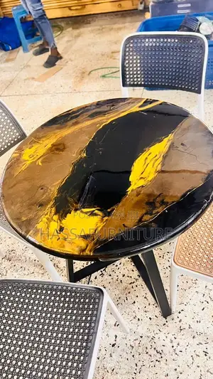 Empoxy Round Table for Balcony