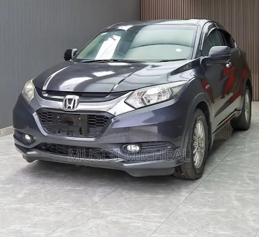 Honda Vezel 1.5 Hybrid 2WD 2015 Gray