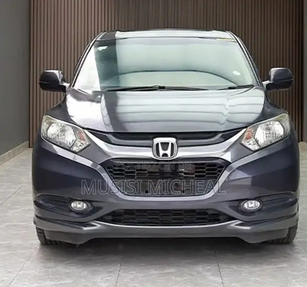 Honda Vezel 1.5 Hybrid 2WD 2015 Gray