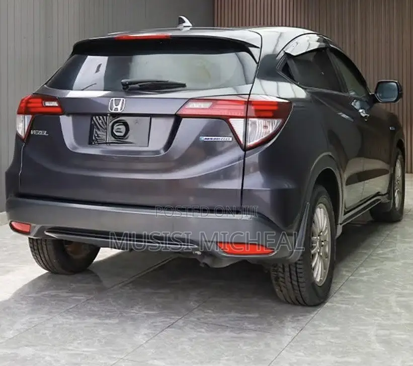 Honda Vezel 1.5 Hybrid 2WD 2015 Gray