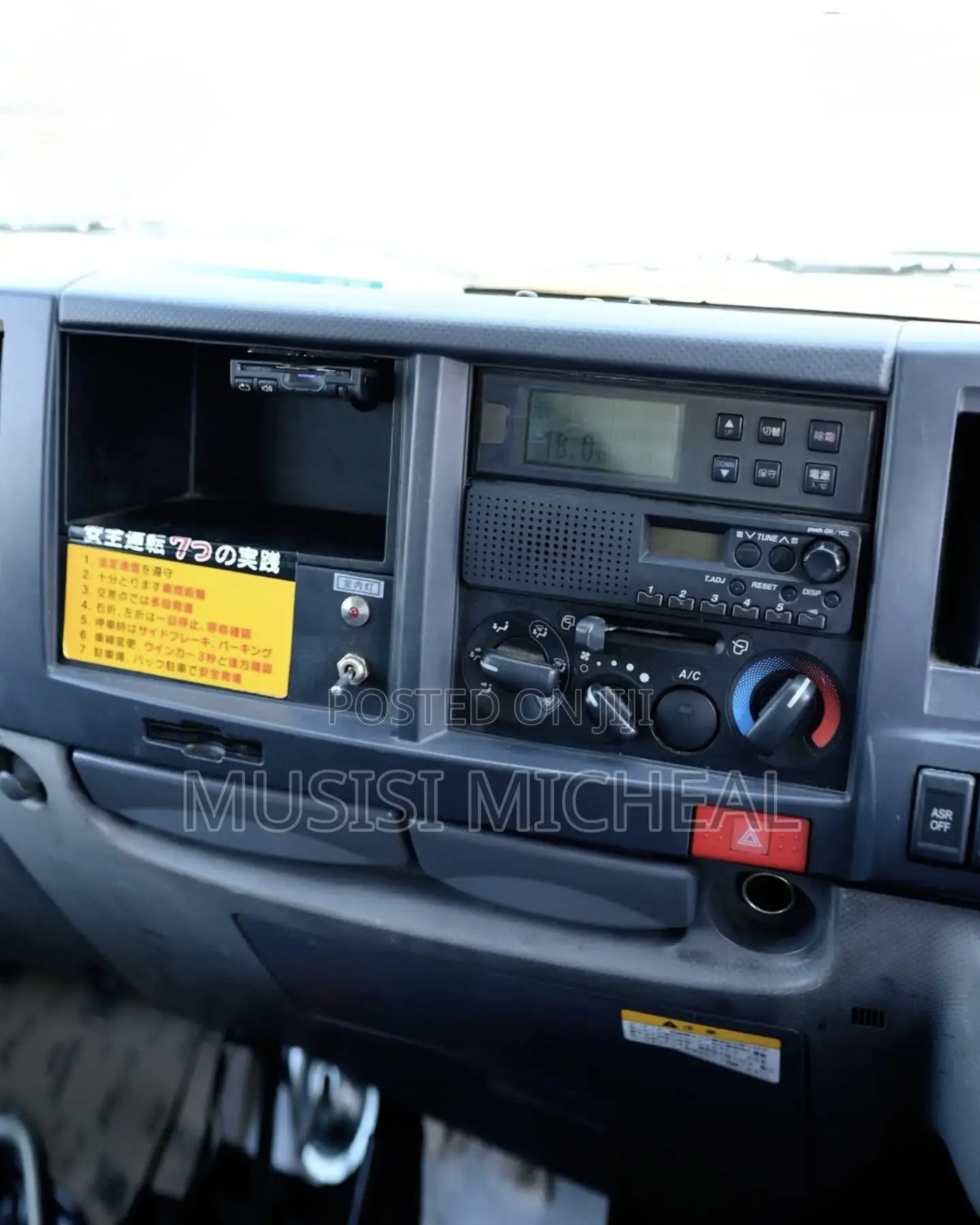 Isuzu Truck