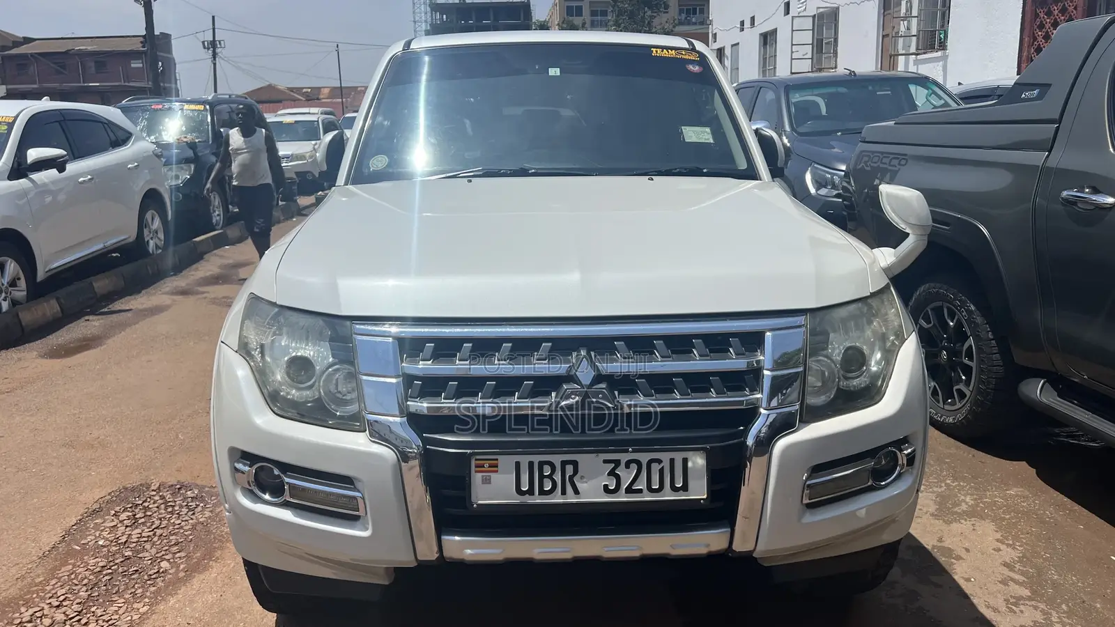 Mitsubishi Pajero 2010 White