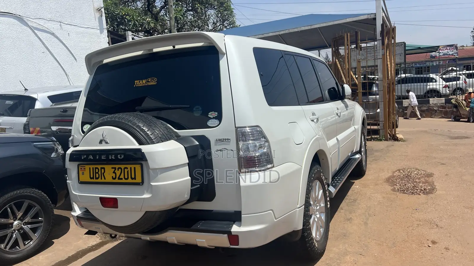 Mitsubishi Pajero 2010 White
