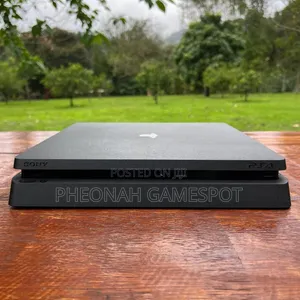 PS4 Slim Chipped: 12 Games 2 Pads. Your Kids Will Give Thanks
