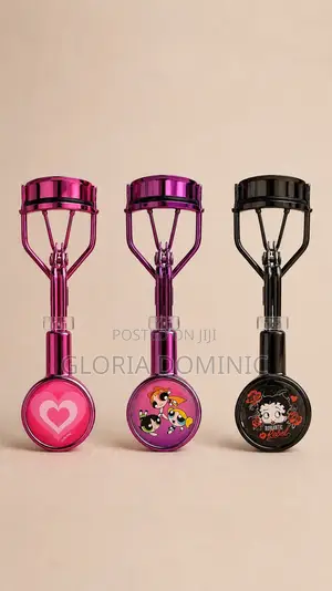 Eyelash Curler