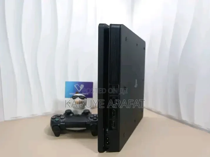 Chipped Ps4 Slim