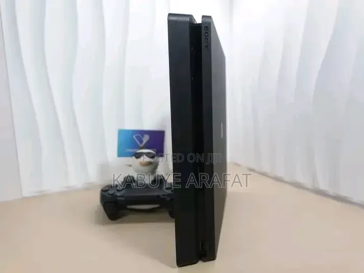 Ps4 Slim Console Chipped