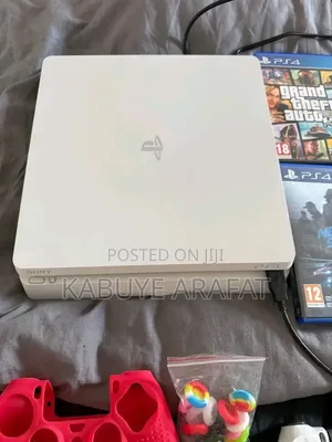 White Ps4 Slim Console With Two Controllers
