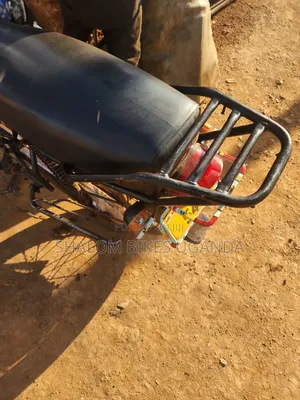 TVS HLX 125 2016 Red