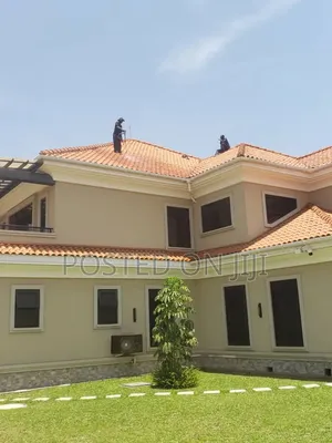 Roof Tile Cleaning Service