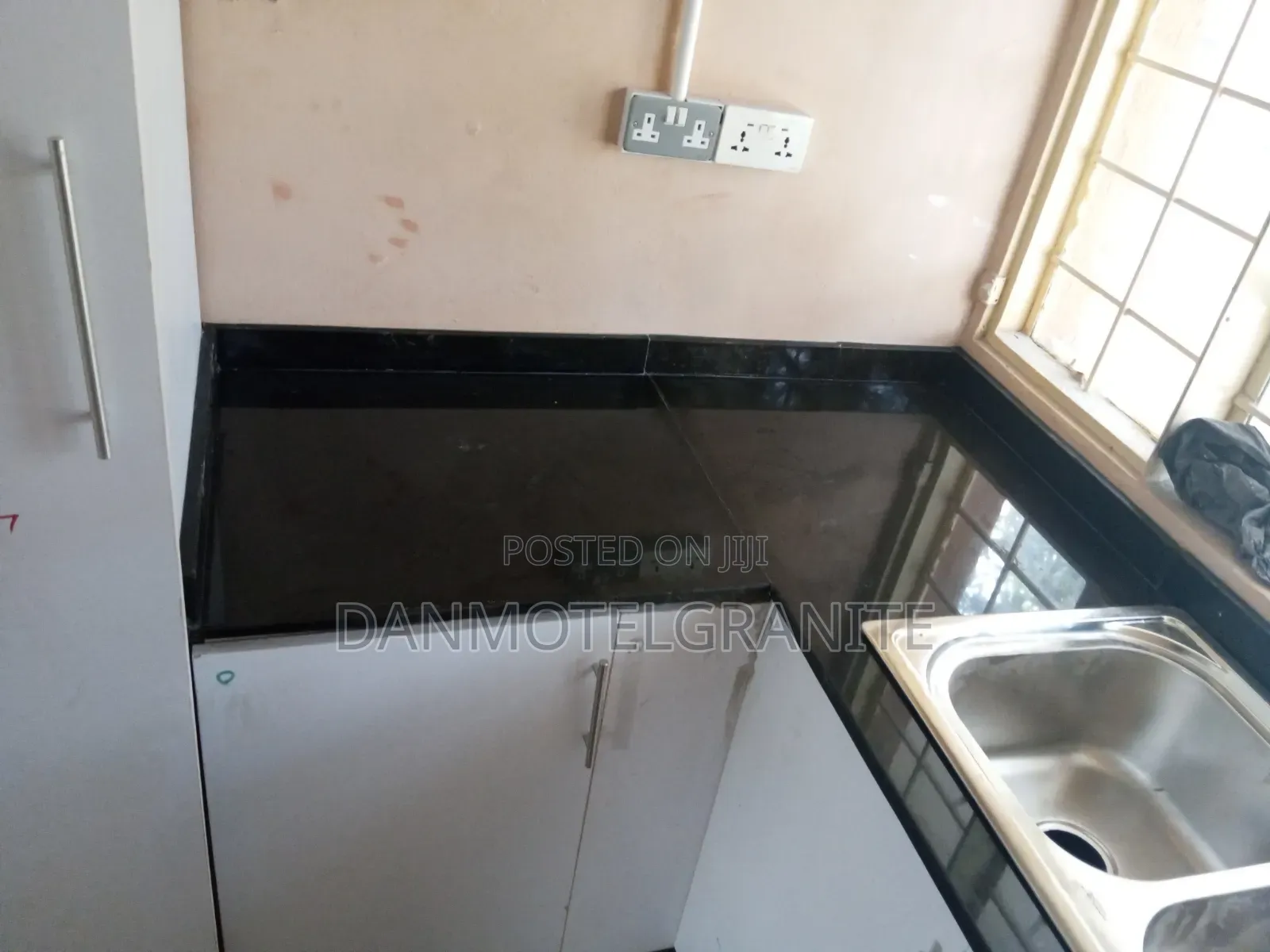 Zed Black Granite