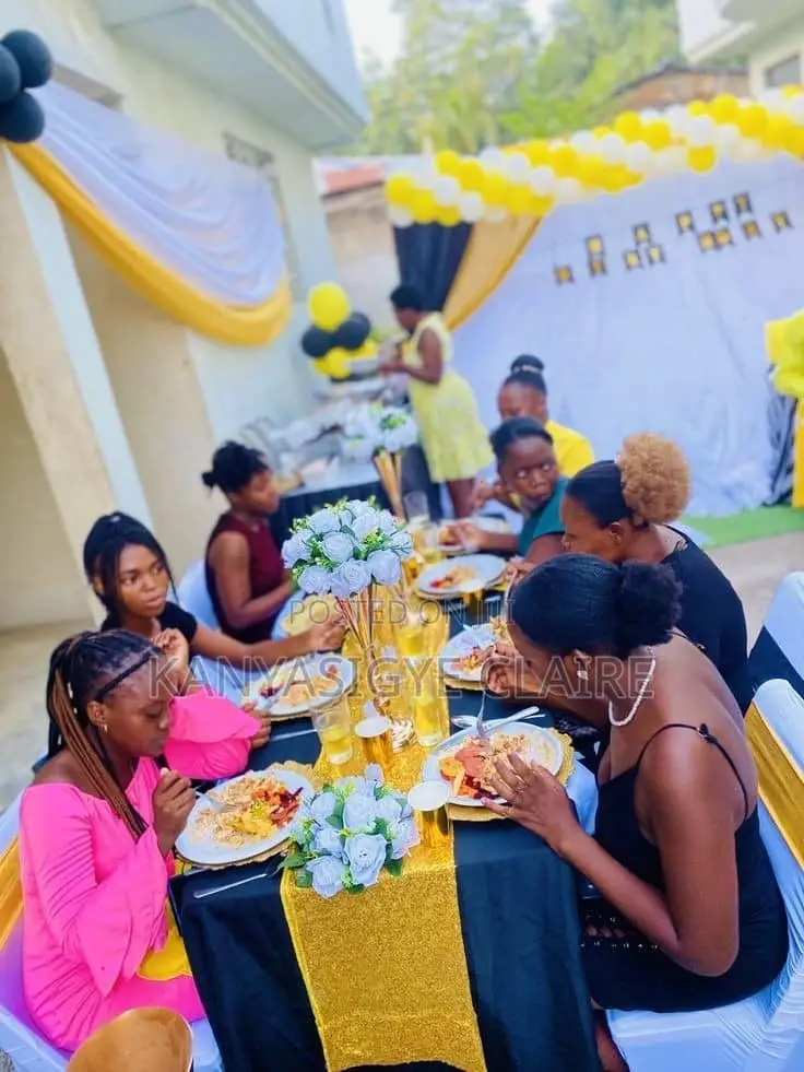 Girls Day Out Decor With Balloons