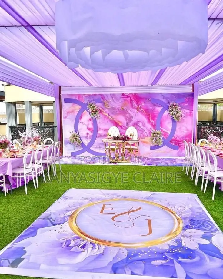 300 Wedding Guest Decor