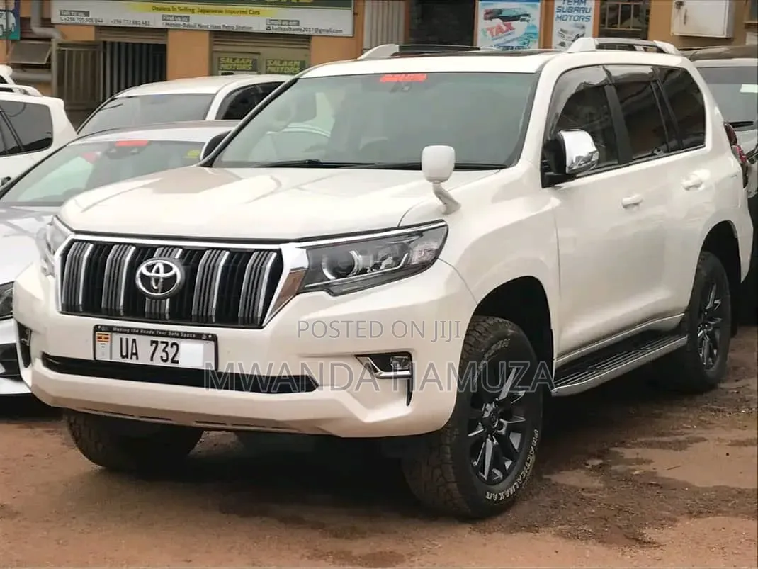 Toyota Land Cruiser Prado 2018 White