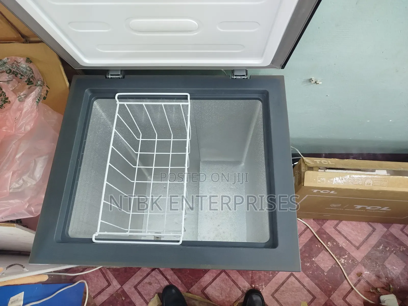 Pixel 130l Deep Freezer