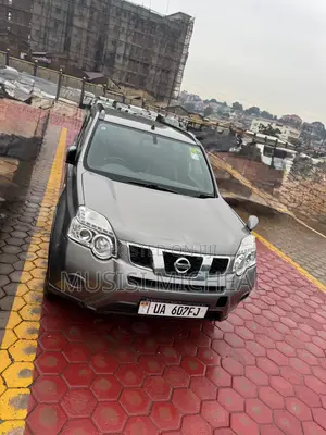 Nissan X-Trail 2.0 Petrol XE 2012