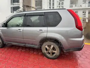 Nissan X-Trail 2.0 Petrol XE 2012