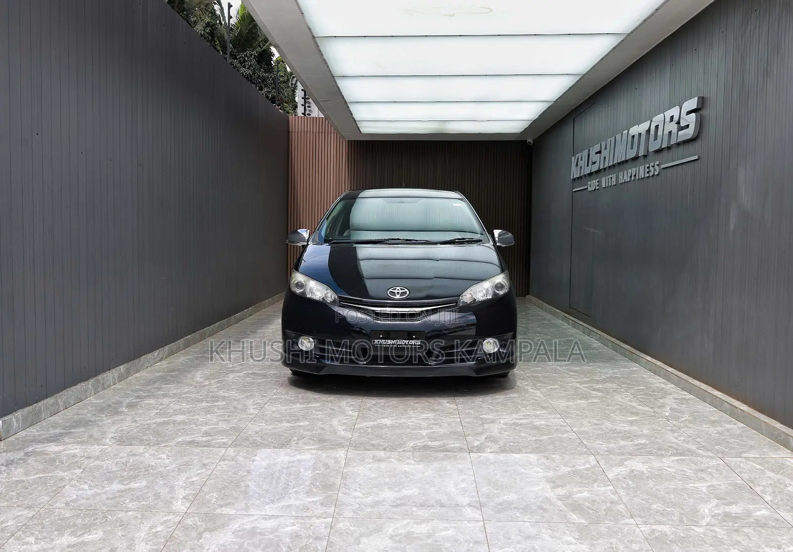 Toyota Wish 2013 Black