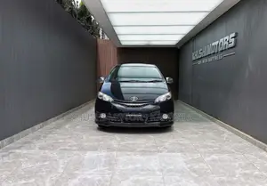 Toyota Wish 2013 Black