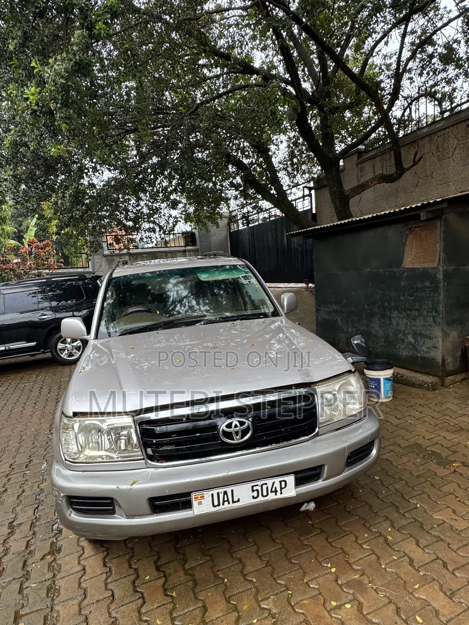 Toyota Land Cruiser Prado 2000 Silver
