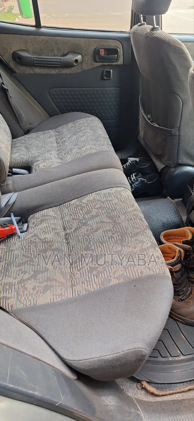 Toyota RAV4 Base FWD 1999